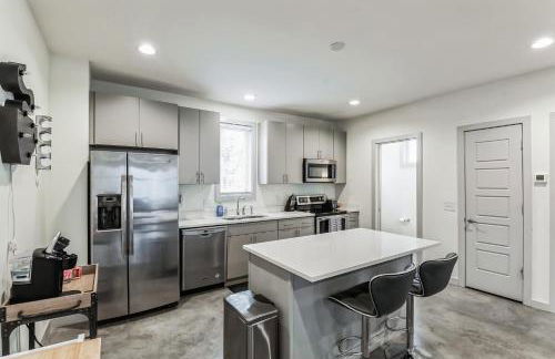 Trendy 3 BDR for 8 Heart of Nash Near 5 Points - Foto 2