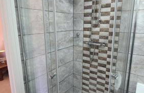 The Lodge a beautiful barn conversion with 3 ensuite bedrooms on the edge of Cannock Chase - Foto 45