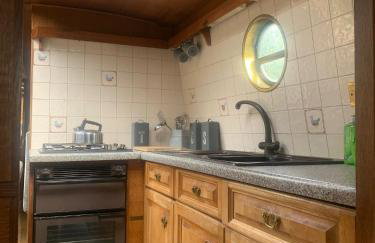 Narrowboat stay or Moving Holiday Abingdon On Thames DIFFERENT RATES APPLY ENSURE CORRECT RATE SELECTED - Foto 5