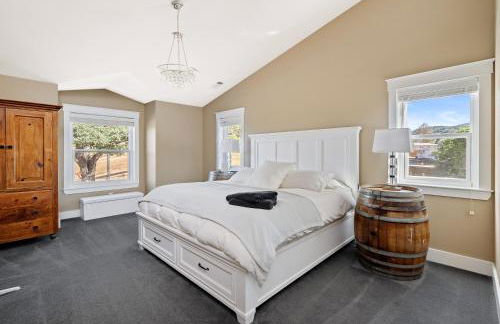 Paso Wine Country Farmhouse with Pool, Spa, Game Room - Foto 13