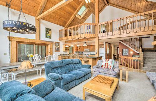 Waterfront Lake Tomahawk Cabin with Game Room! - Photo 4