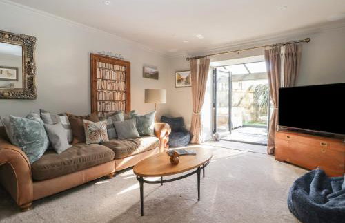 Johns Cottage - Photo 6