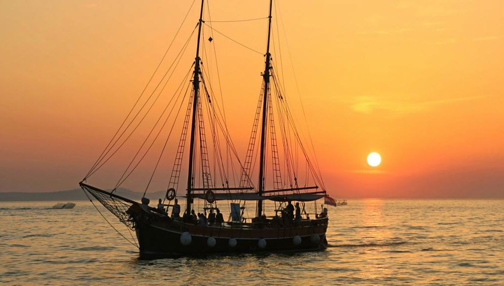 Sonnenuntergangs-Kreuzfahrt Kassandra - Foto 1