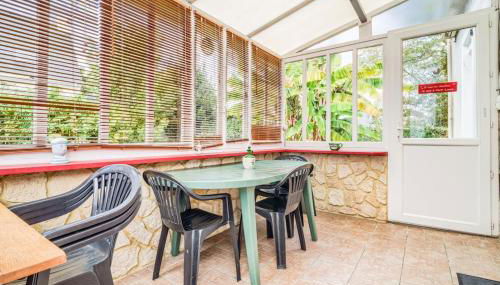 Maison typique à deux pas du bourg et de la mer - Photo 3