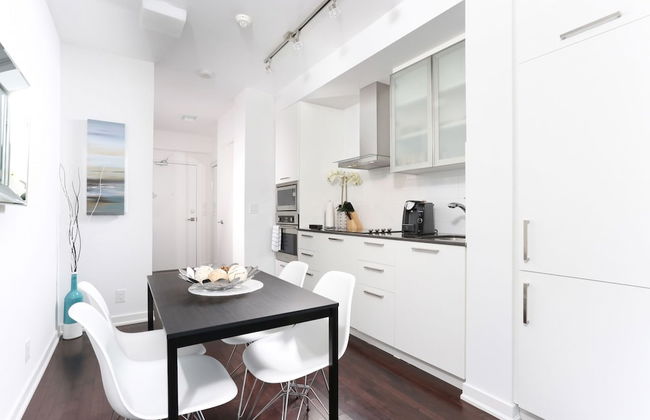 Platinum Suites - Luxury Penthouse - Photo 7