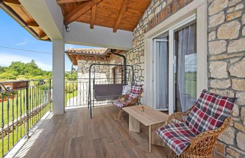 Charming Villa with Pool - Foto 37