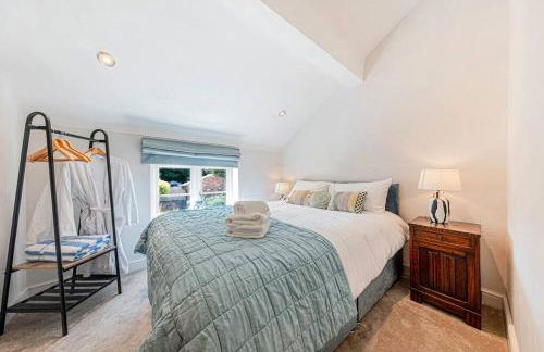 Fairvale House - Photo 40