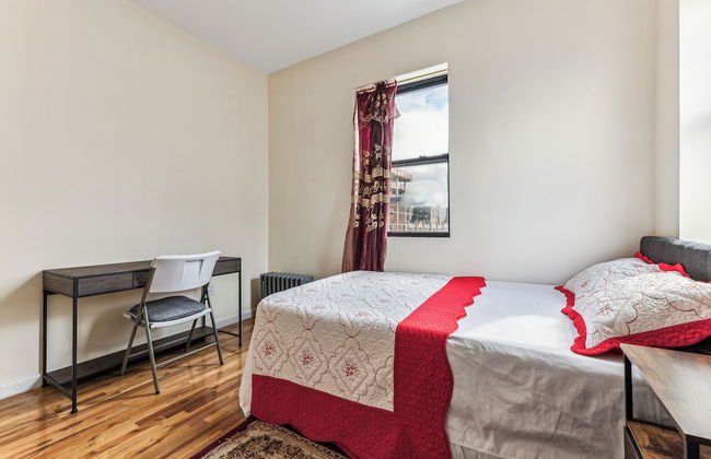 Furnished Empire Blvd Guest House - Photo 29