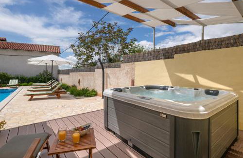 Villa Katja near Pula with whirlpool only 3 km from the beach - Foto 15