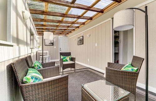 Charming Updated Retreat Walk to Lake Stevens! - Foto 12