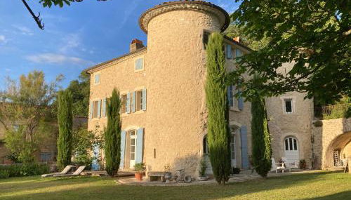 Château de Peyrolles - Photo 3