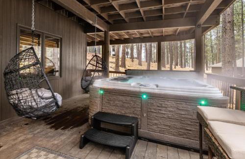 Treehouse Cabin Hot Tub Sauna Game Room - Foto 65