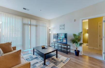 Elegant Home - Photo 22