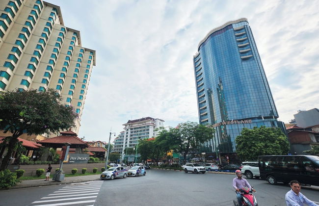 Netland Westlake Legacy Suites - Photo 31