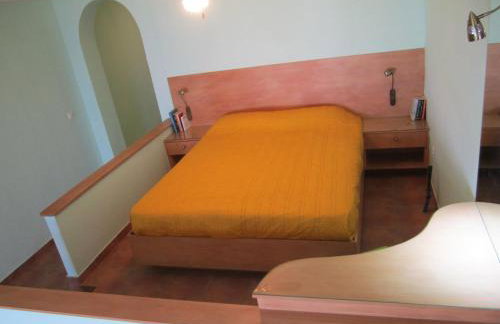 Santa Xenia - Photo 16