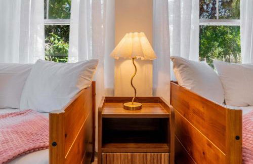 Sanctuary on 3rd - Walk to UF , Parking , Grill - Photo 47