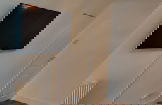 4 Guests - 10min Airport - N E C - Jaguar - Foto 9