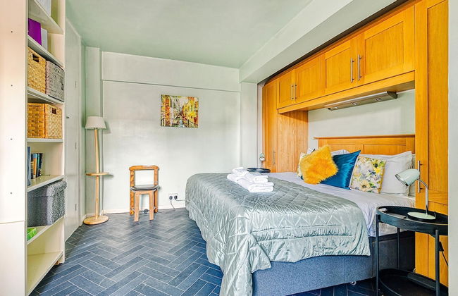 Warm and Welcoming Home in Putney by Underthedoormat - Foto 7