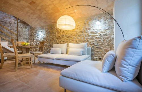 'La Petita' Cruilles Costa Brava Chic Welcoming Cottage Medieval Village - Foto 1