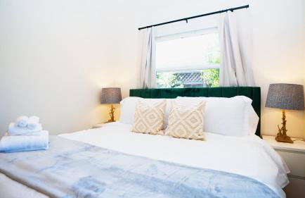 Cheerful 3BR Bar, Jacuzzi & Kids Treehouse - Foto 36