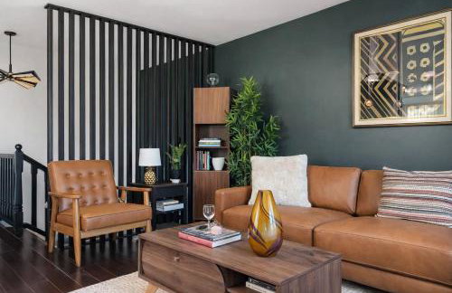 Private Oasis with Spacious Backyard - Foto 16