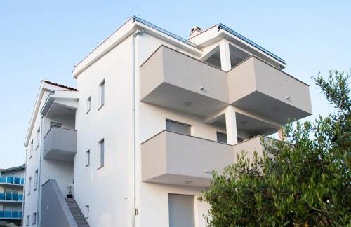 Four Stars Apartments - Foto 1