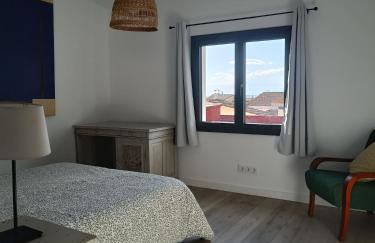Sunny Relaxing Penthouse Costa Brava, Sea & Mountain Views, Huge Terrace, Fiber 1GB - Foto 19