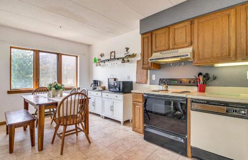 Bearfoot Apres Mtn-View Condo Less Than 1 Mi to Mt Snow! - Foto 11
