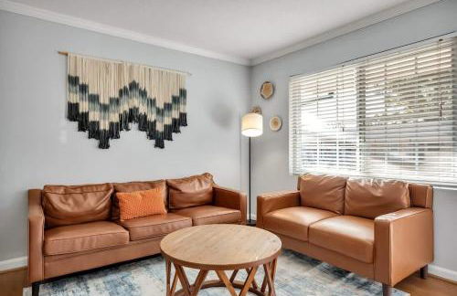 1BR Near Duke Hospital Downtown and DPAC - Foto 1