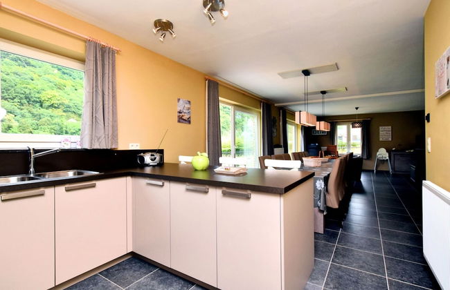 Holiday Home in Hastiere Near Forest - Foto 14