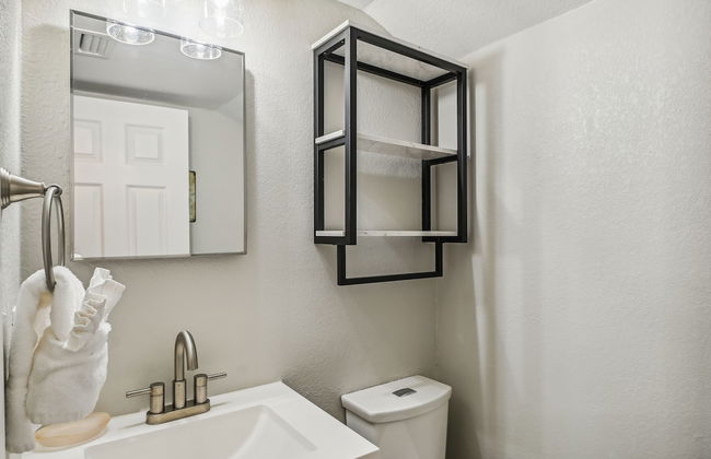 Southbay 55 is 2 Bedroom on the lake with short walk to beach by RedAwning - Foto 17