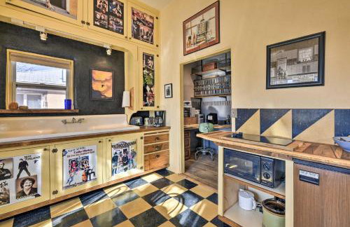 Converted Concert Hall in Downtown Del Norte! - Photo 5