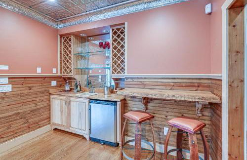 Mountain-View Georgia Cabin with 2 Decks - Foto 28