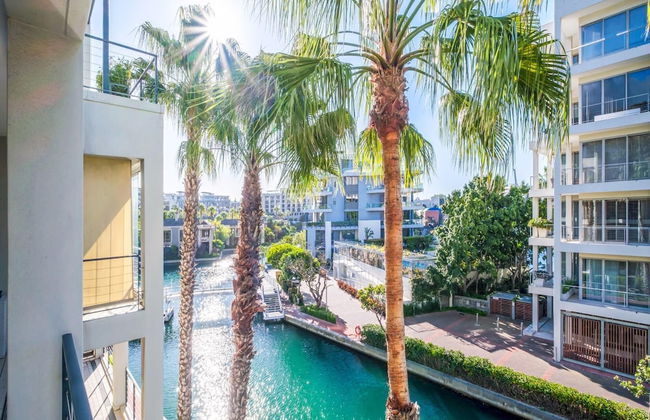 Modern Waterfront Apartment w Canal Views Gulmarn 201 - Foto 1