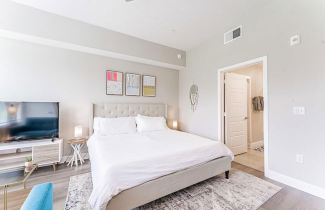 Quaint King Bed 1BR 5 Min to DT - Foto 8