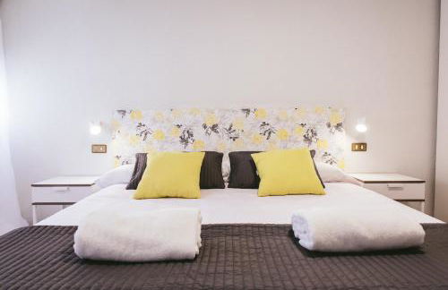 The Lucky Flats - Belando Quintana - Photo 2