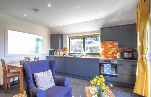 Y Gegin Fach Cardigan - Photo 4