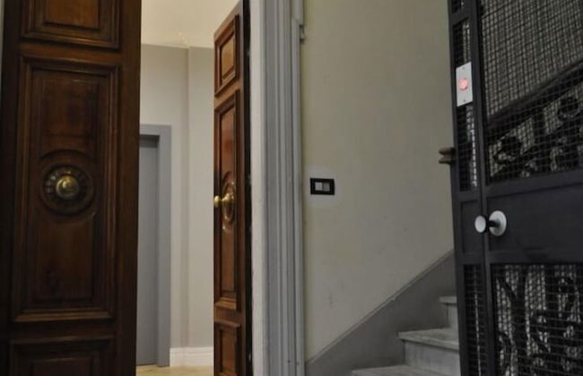 Place 24 Suites & Wellness - Photo 29