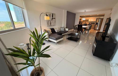 SPECIAL Beautiful Modern Beach Condo - Foto 17