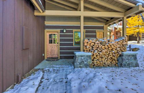 Ski-InandSki-Out Donnelly Townhome with Hot Tub! - Foto 36