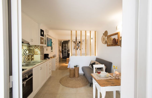 Mykonos Dot Apartments - Photo 38