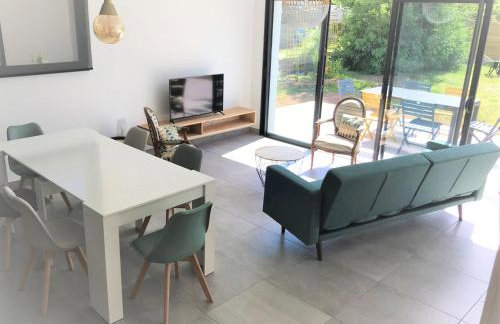Maison lumineuse 3étoiles avec jardin arboré, 5min de la plage - Photo 5