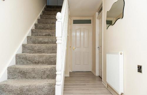 Fife - Driveway Parking Spacious 4 bed house Sleeps 6 Ideal Contractor Accommodation - Foto 15