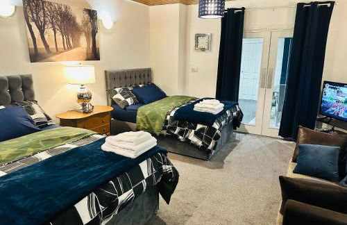 Modern 2 Bedroom Apt Derby City - Foto 1