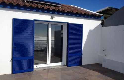 Blue House - Photo 5