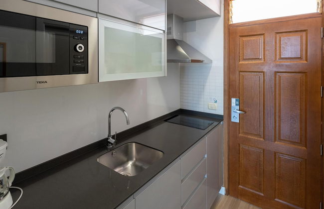 Coral Suites & Spa - Photo 29