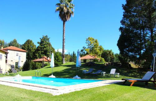 Cottage in Santa Comba With Pool - Photo 3