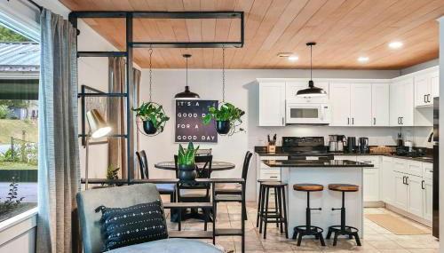 Wellington Cottage 2BR Modern Boho - Foto 5