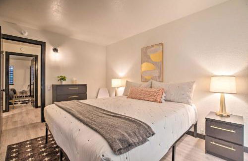 Contemporary Mountain Retreat - Walk to Slopes! - Photo 12