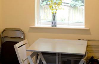 Family home close to Shrewsbury Town centre - Photo 9